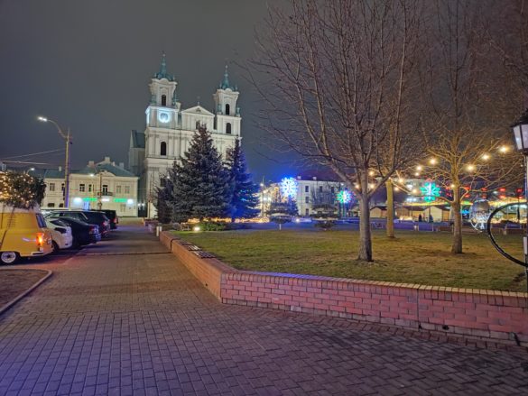 oplus_2048